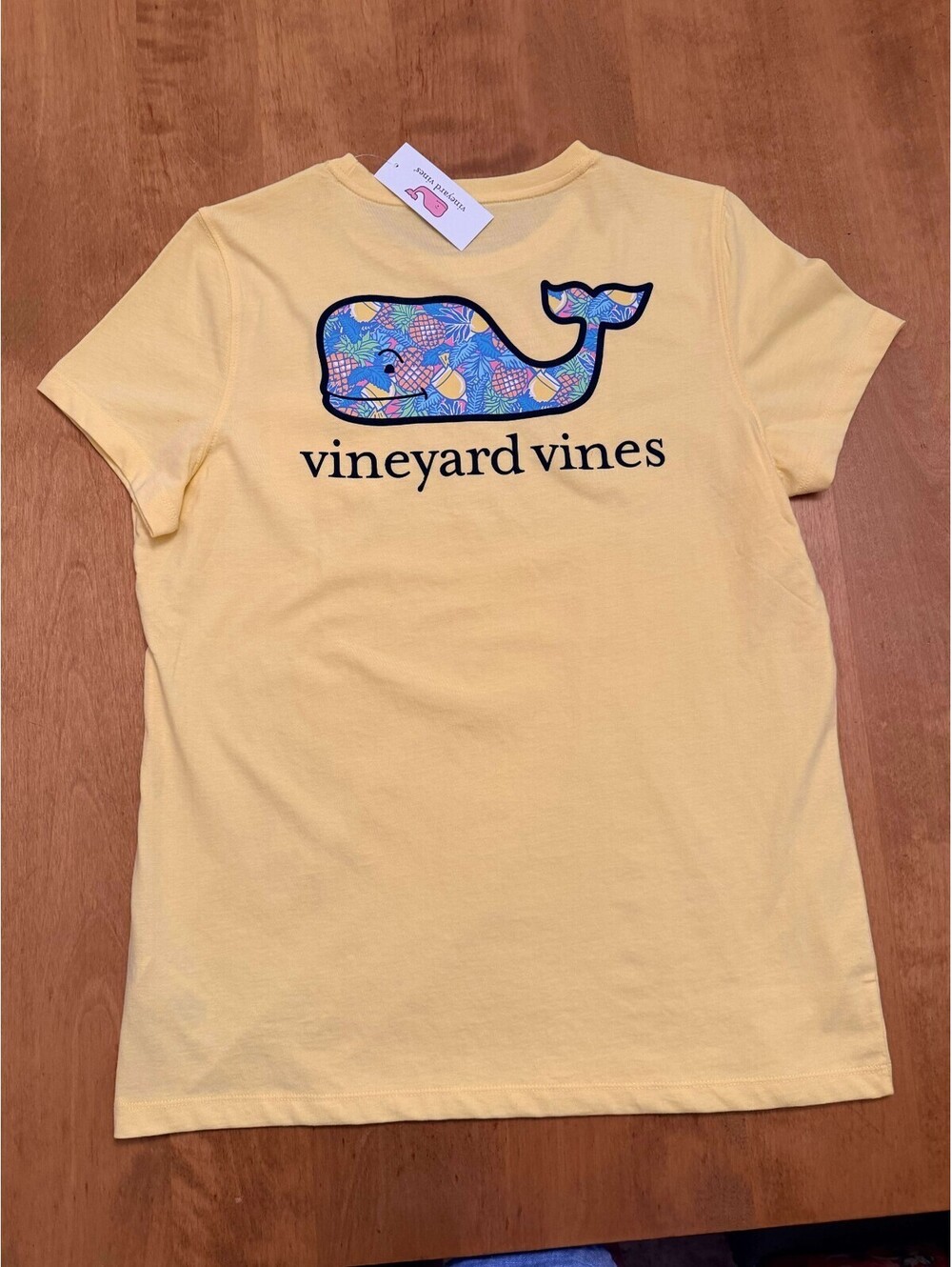 NEW Vineyard Vines Yellow Whale Logo Graphic Pocket Crew Neck T-Shirt Mens M NWT